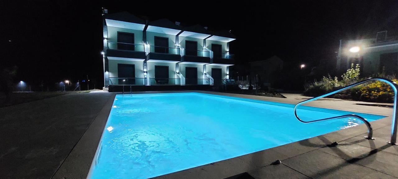 Paramithi Luxury Apartments Nikiti  Esterno foto
