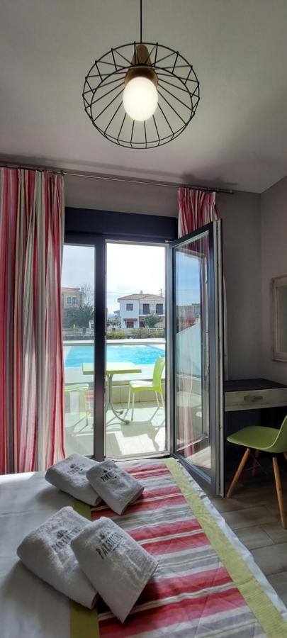 Paramithi Luxury Apartments Nikiti  Esterno foto