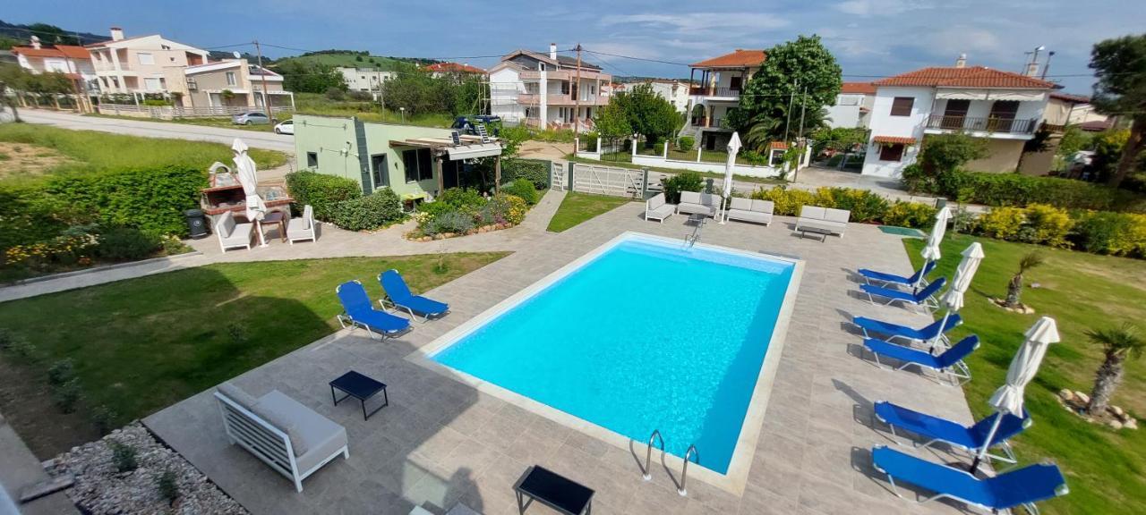 Paramithi Luxury Apartments Nikiti  Esterno foto