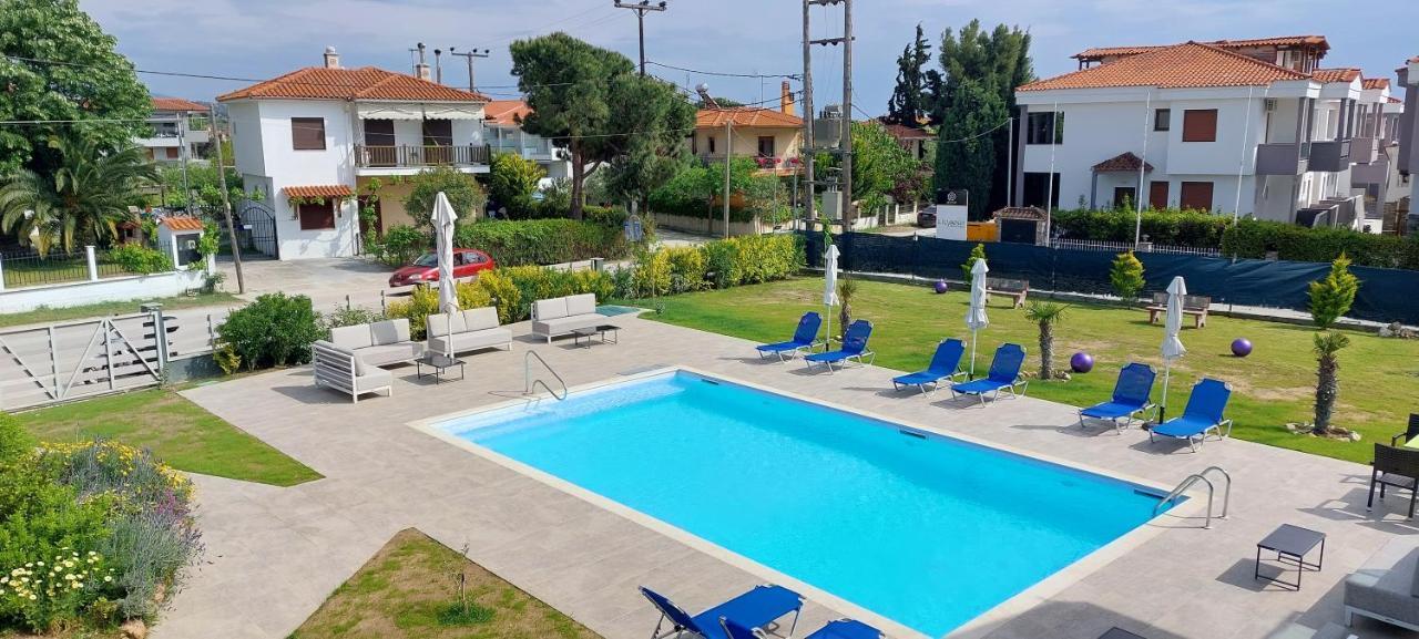 Paramithi Luxury Apartments Nikiti  Esterno foto