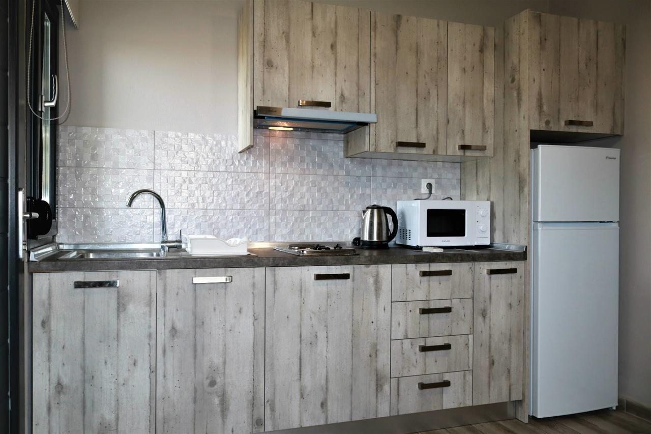 Paramithi Luxury Apartments Nikiti  Esterno foto