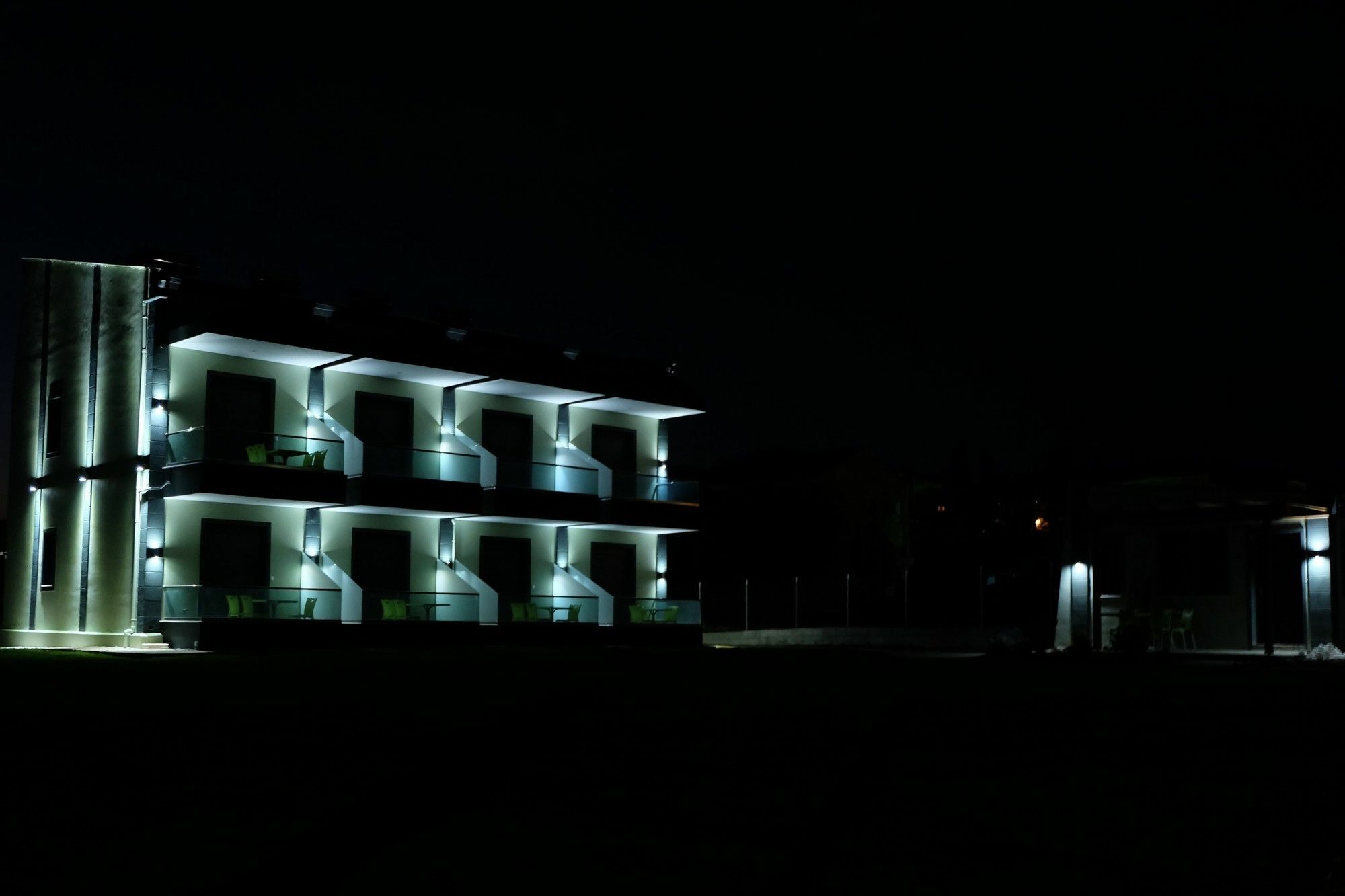 Paramithi Luxury Apartments Nikiti  Esterno foto