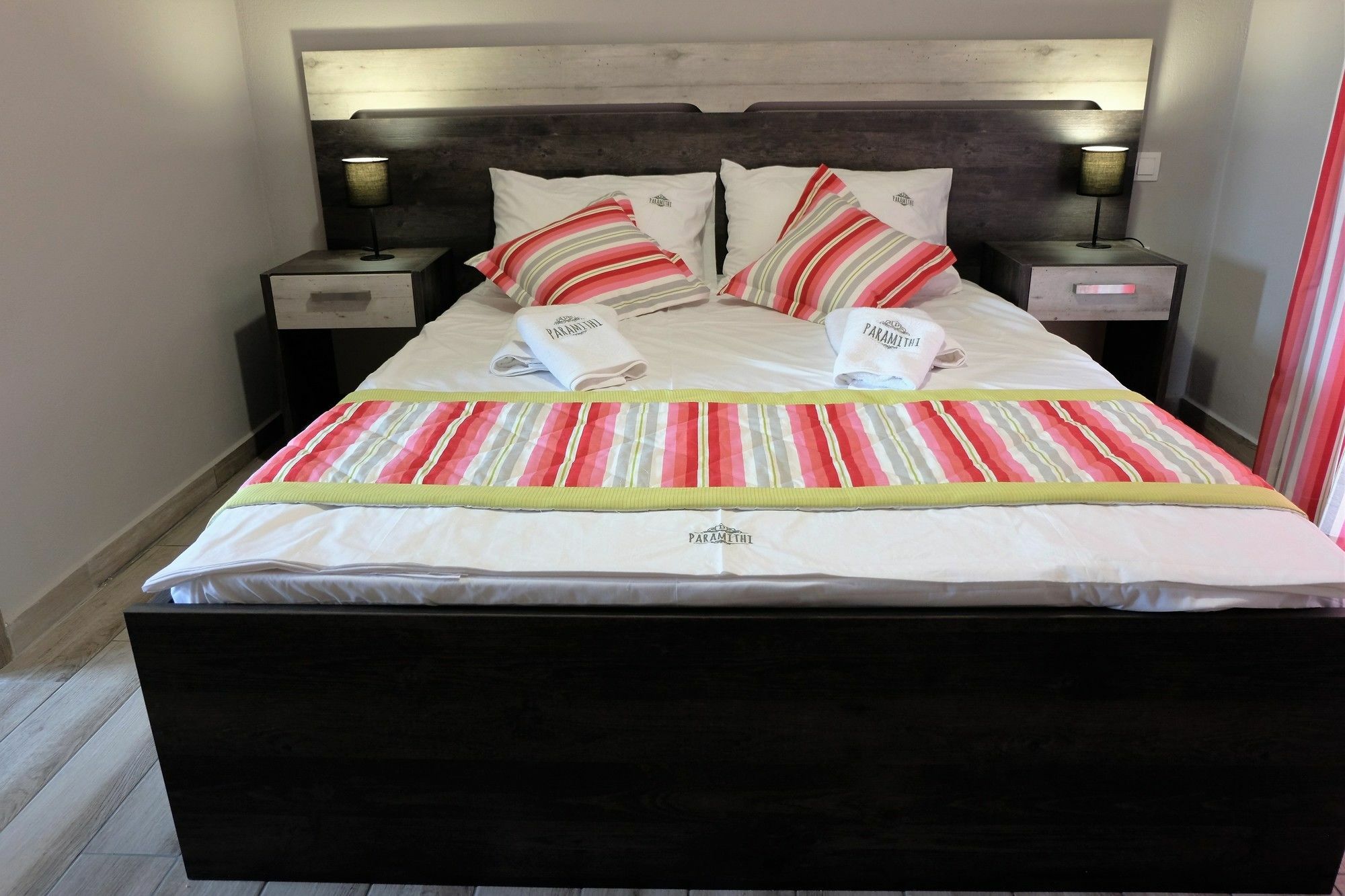 Paramithi Luxury Apartments Nikiti  Esterno foto