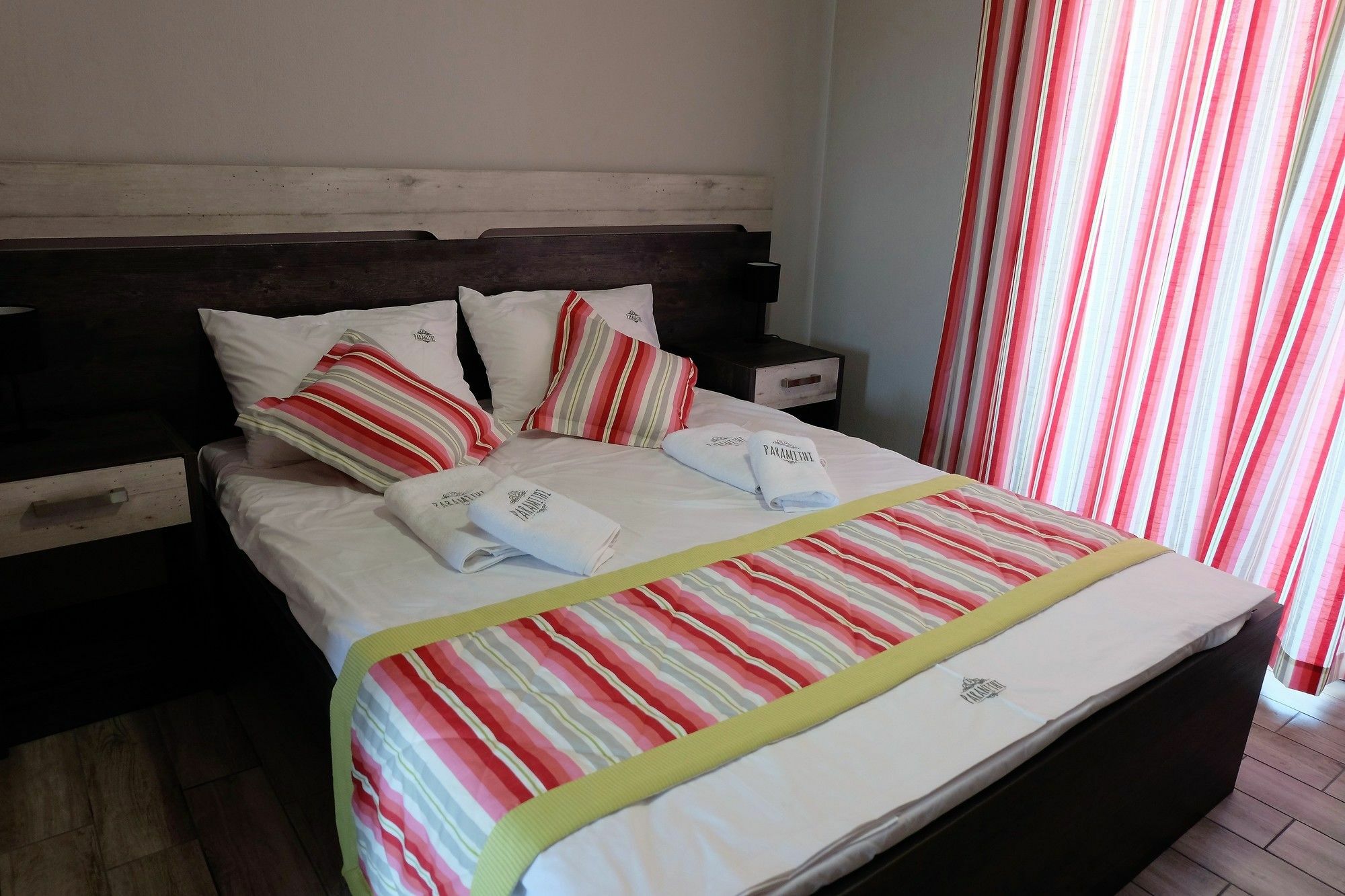 Paramithi Luxury Apartments Nikiti  Esterno foto